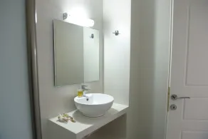 Axos Apartments - Image 3