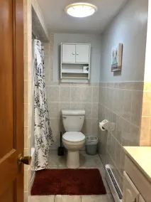 Beautiful 2 Bedrooms with 2 Beds in Shrewsbury - Image 2