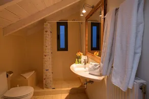 Villa Asterias Ideales Resort - Image 5