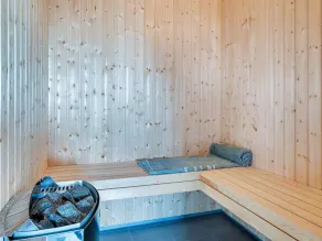 18 Person Holiday Home in Ringkobing - Image 5