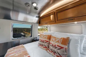 Airstream Getaway - Hot Tub & Fire Pit - Image 3