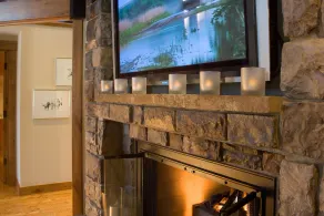 Large Lodge Style Mountainside Ski Chalet, Great Amenities, Amazing Location! - Image 3