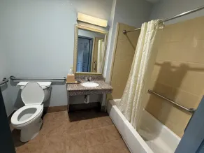 Budget Host Inn Stafford - Houston - Image 3