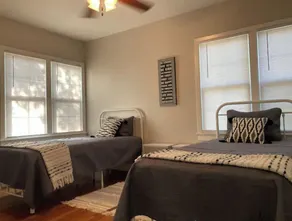 The Parson's Cottage - Charming, Cozy, Adorable! - Image 4