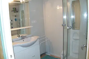 Den MarieJo hus, som ligger i hjertet af en smuk landsby, Villandraut - Image 3