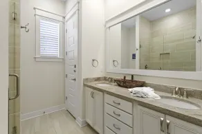 Salt Water Serenity - 30A, Heated Pool, Fitness Center, Bikes Included! - Image 3