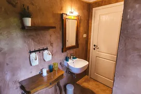 Authentic Istrian property with private pool in Groznjan - Image 4