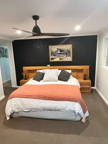 Cottage in country setting - Image 5