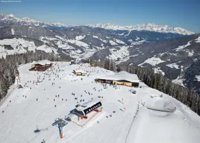 Apartment in Kleinarl near Ski Slopes - Image 5