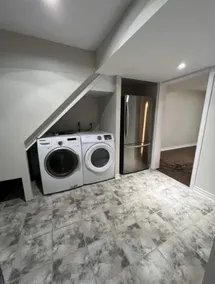 Finest BR Free Parking/Wifi TV Shared Suite - Image 2