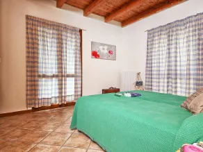 Elegante appartamento per 6 ospiti con piscina, WIFI, A/C, TV, patio e animali ammessi - Image 4