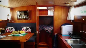 Night Experience on a Yacht in the Heart of the Douro Valley - Image 5