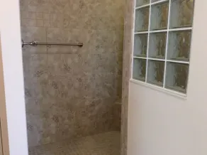 Dog Friendly! Maison de 3 Bdrm 2 Ba avec WiFi GRATUIT inclus! - Image 3