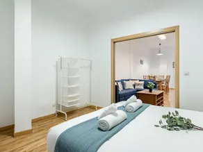 Plaza Mayor II - Apartamento de 2 dormitorios - Image 3