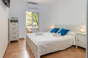 Ferienwohnung \"La Caseta de Sa Riera\" mit privater Terrasse und WLAN - Image 4