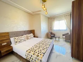 Yaluna Aparthotel - Image 5
