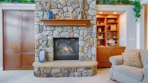 Five Gates: Lakeside Paradise! Seneca Lake Luxury Home! - Image 2