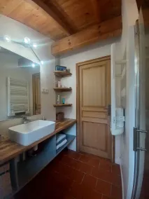 Maison Landaise Rénovée au Milieu de 2 Hectares - Image 4