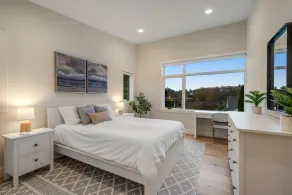 Brand New Cottage with Free WiFi & Full Kitchen - Image 3