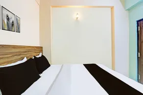 Super Deluxe Room Laxmi Residency - Image 3