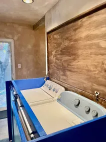 Superb Santa Fe HQ - Prime Location - Decked Digs - Image 2