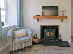 2 bedroom accommodation in Portmahomack, near Tain - Image 2