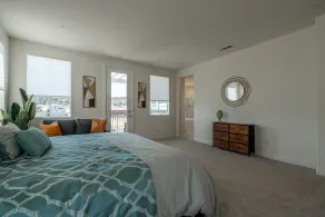 San Diego style retreat awaits you. - Image 3