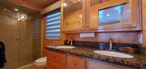Key West Luxury Houseboat - Image 2