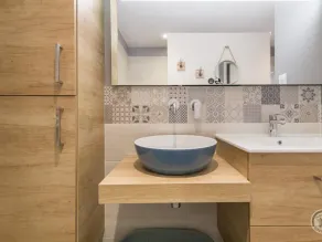 Charming house in La Hague with enclosed garden - Image 2
