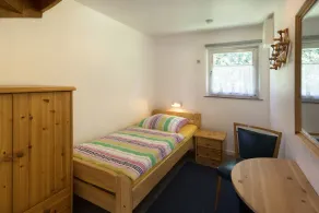 Sunny terraced house close to the beautiful beach. - Image 3