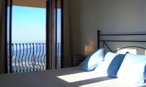 Poolvilla i rolige omgivelser. Helt unik udsigt til Mt. Etna, havet & Taormina - Image 3