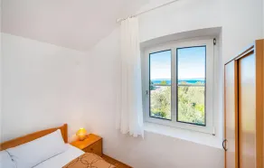 2 Bedroom Gorgeous Apartment In Nevidane - Image 5