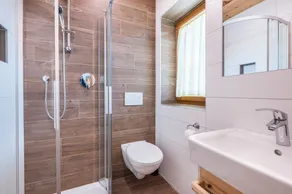 Apartamento \"Heiserhof - Apfel\" con vistas a la montaña, terraza y Wi-Fi - Image 4