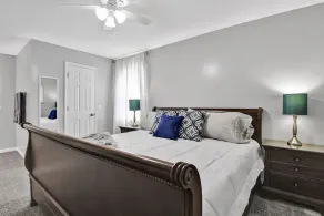 ♦Stylish Home♦Corner Lot♦Full Kitchen♦Backyard♦10min→DT♦Google Fiber♦ - Image 5