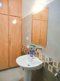 FAMILY Apt 2BHK Parking Netflix WiFi UhdTv Kitchen - Image 3