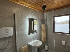 Perfect Getaway in the Wicklow Mountains - Image 2