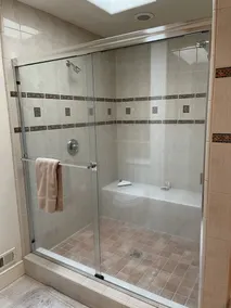 Pet Friendly Villa Unit with Two-Primary Bedroom Suites on Bend's Westside - Image 3