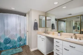 Ocean Front Luxury 3 Bedroom, 3 Bath Condo! - Image 3
