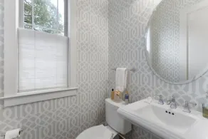 Central Austin Home w/ Pool/Spa / 5 mins Downtown  - Image 2