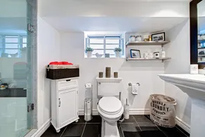 Hidden Gem In Sought-After Little Italy - Image 4