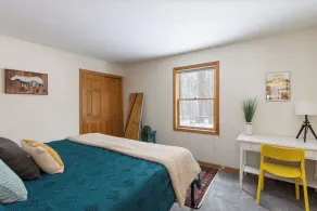 Smuggler's Notch Mountain House with hot tub & river - Image 4