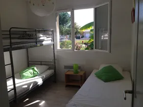 Holiday home with pool - Image 5