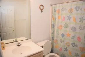 walking distance to restaurants, shopping, and the beach - Image 2