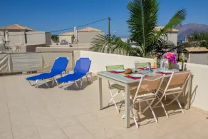 50mt to the beach★Roof terrace lounge★ Shared pool - Image 3