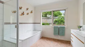 Bindaree - Point Lonsdale - Image 3