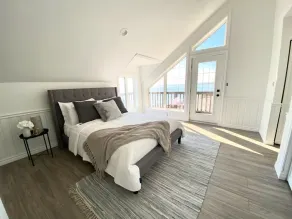 Newly Renovated! Paradise Point Lake House - Image 5