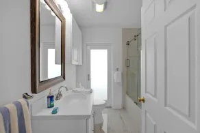 Luxury Water Front, Heated Pool & Jacuzzi, 5br  - Image 3