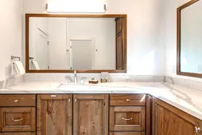 KBM Resorts | Red Pine | Free Door-to-Ski shuttle, Near Gondola at Canyons and Village,Common hot tub, Pool (summer), Tennis, Gas Fireplace RPT-14t - Image 3