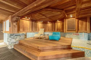 50m from ski slopes, 2nd floor, view ski slopes, fitness, swimming pool, sauna, hammam, balcony, tv - Image 2