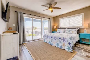 Sandal Escape: 6BR Canal Front Oasis w/ Heated Pool, Dog-Friendly, Dockage & Fast Atlantic Access - Image 4